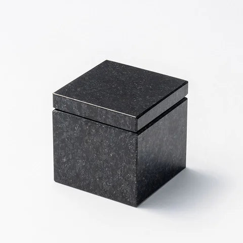 SHINOBO cube 形見入れ 4