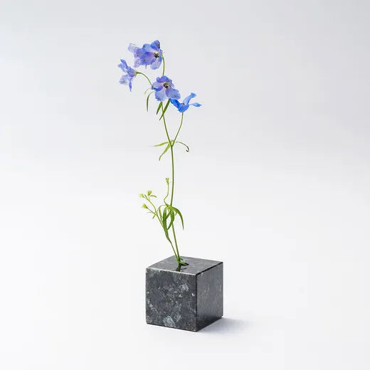 SHINOBO cube 花立て