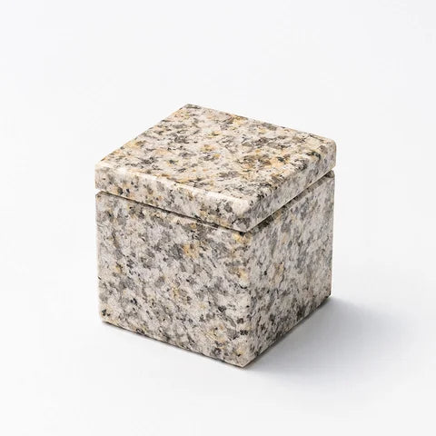 SHINOBO cube 形見入れ 5